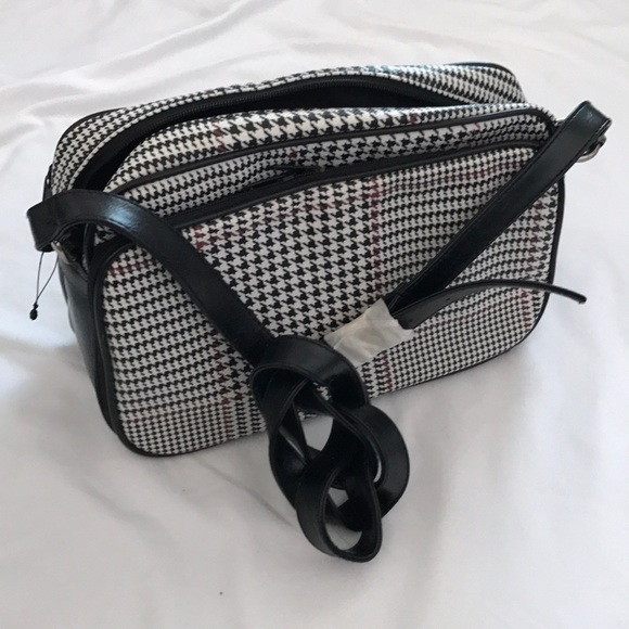 NWOT Houndstooth Cross Body - Picture 2 of 8